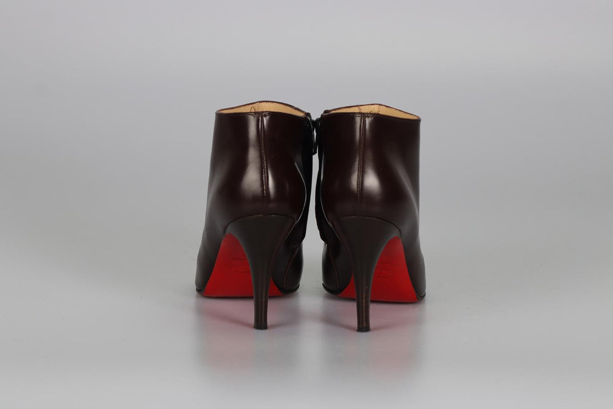 CHRISTIAN LOUBOUTIN LEATHER ANKLE BOOTS EU 39 UK 6 US 9
