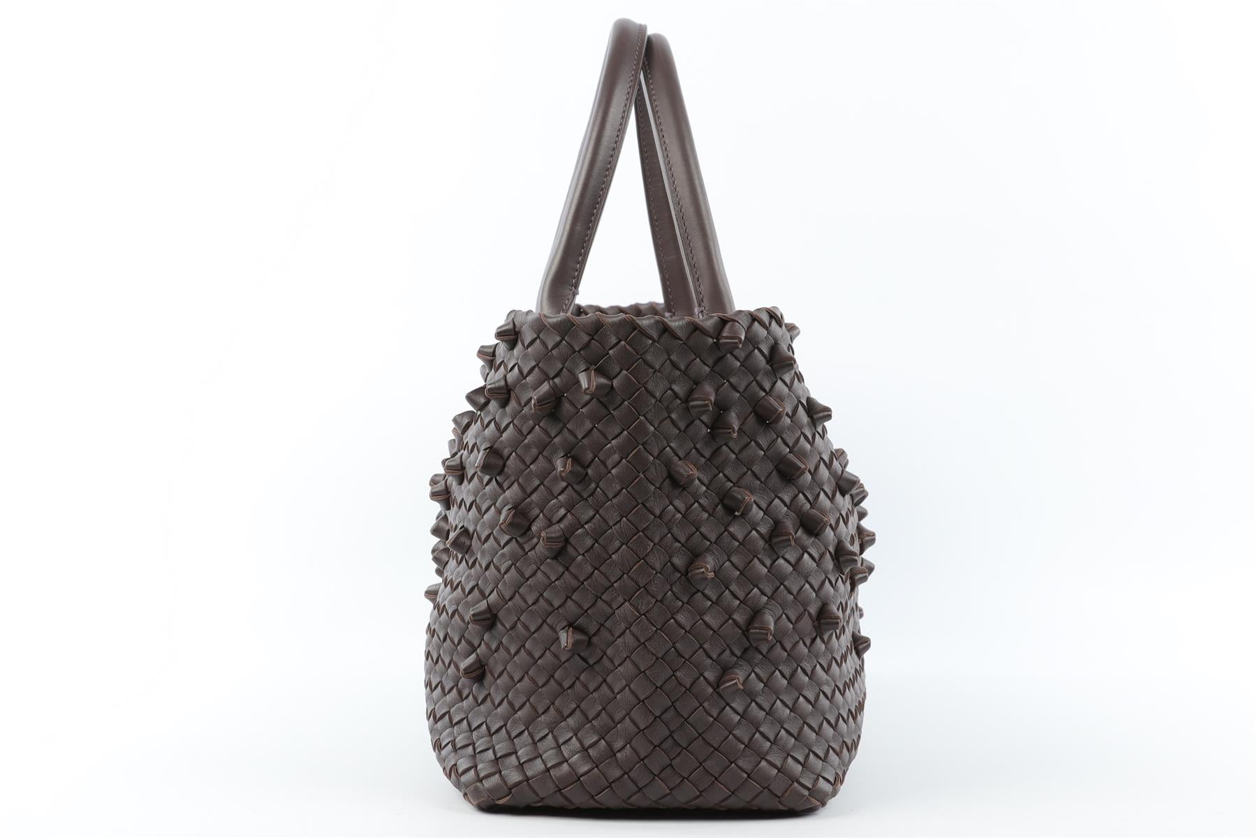 BOTTEGA VENETA BROWN CABAT MEDIUM INTRECCIATO LEATHER TOTE BAG
