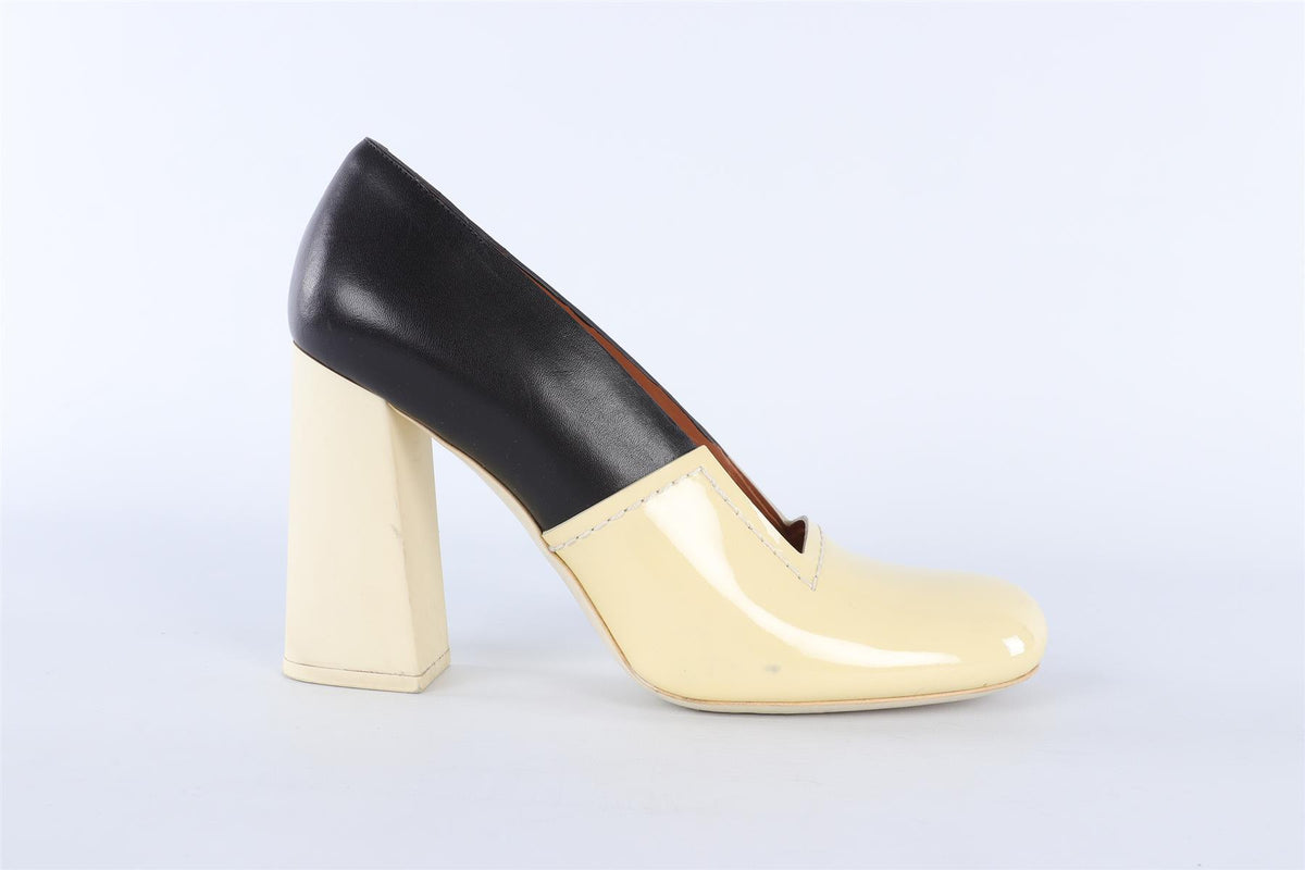 CELINE BLACK LEATHER PUMPS EU 38 UK 5