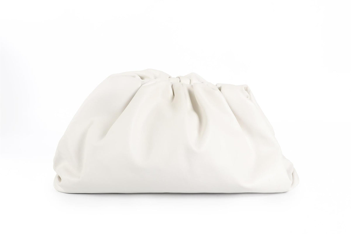 BOTTEGA VENETA WHITE POUCH LARGE LEATHER CLUTCH