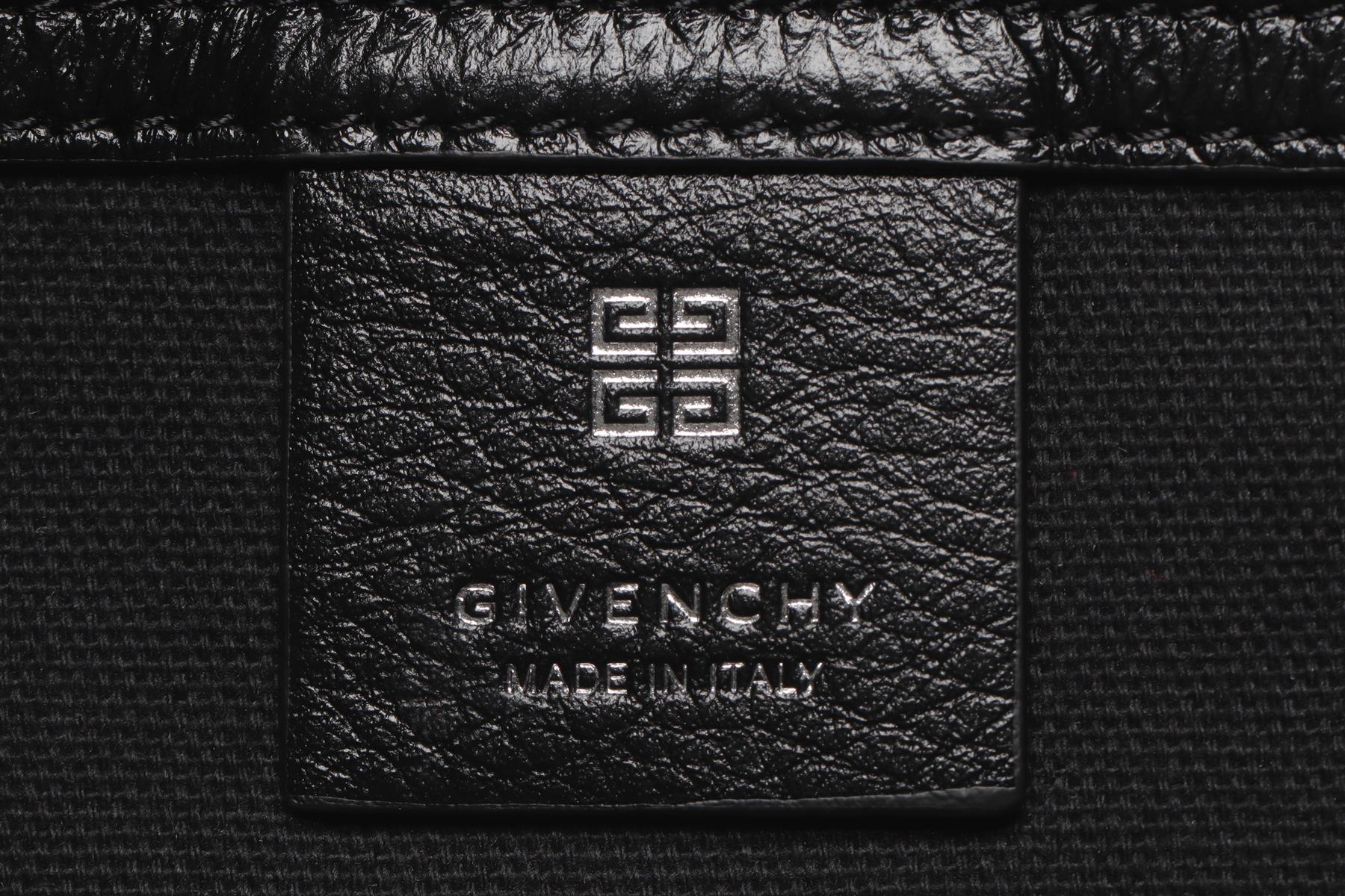 GIVENCHY BLACK VOYOU MEDIUM LEATHER SHOULDER BAG