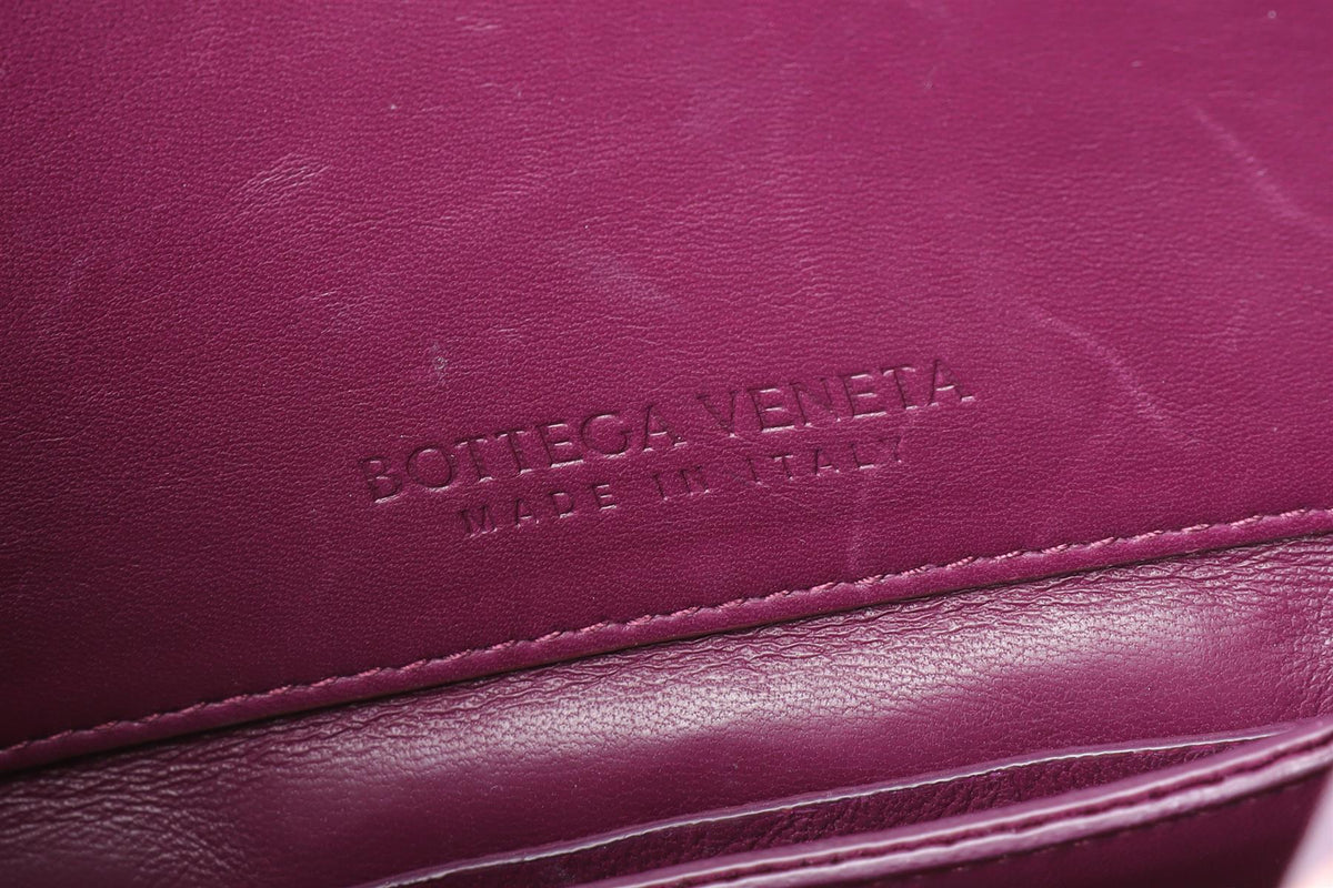 BOTTEGA VENETA PURPLE MOUNT SMALL LEATHER SHOULDER BAG