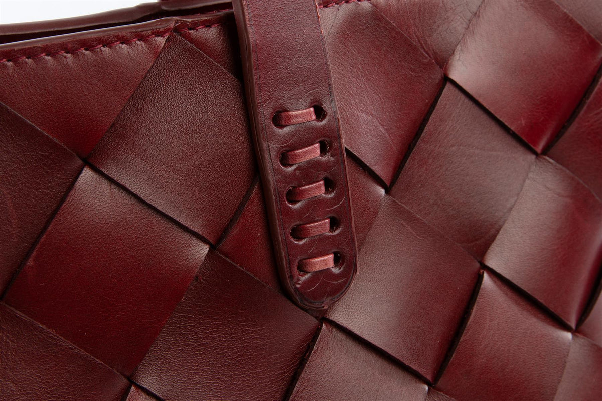 DRAGON DIFFUSION + THE MUSE BURGUNDY LEATHER SHOULDER BAG