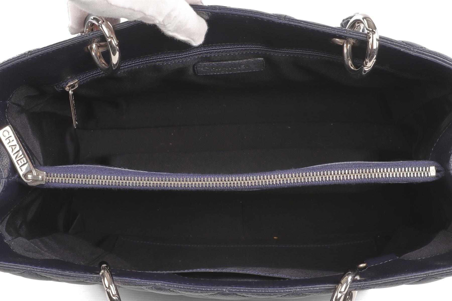 CHANEL NAVY 2008-2009 GRAND SHOPPING GST CAVIAR LEATHER TOTE BAG