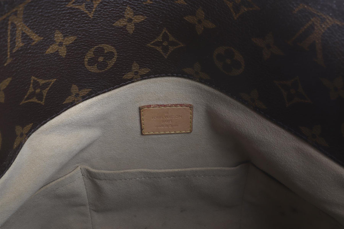 LOUIS VUITTON BROWN 2015 ARTSY GM MONOGRAM COAT CANVAS SHOULDER BAG