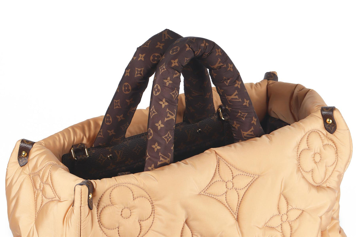 LOUIS VUITTON TAN 2021 ONTHEGO GM MONOGRAM NYLON TOTE BAG
