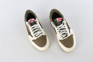 NIKE + TRAVIS SCOTT AIR JORDAN REVERSE MEDIUM OLIVE SNEAKERS EU 37 UK 4 US 6.5