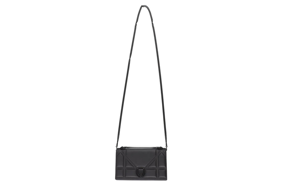 CHRISTIAN DIOR BLACK DIORAMA ULTRAMATTE LEATHER CLUTCH WITH CHAIN