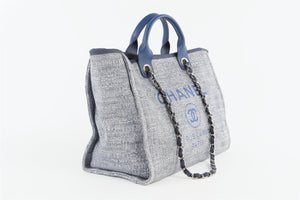 CHANEL BLUE 2018 DEAUVILLE MEDIUM FABRIC TOTE BAG