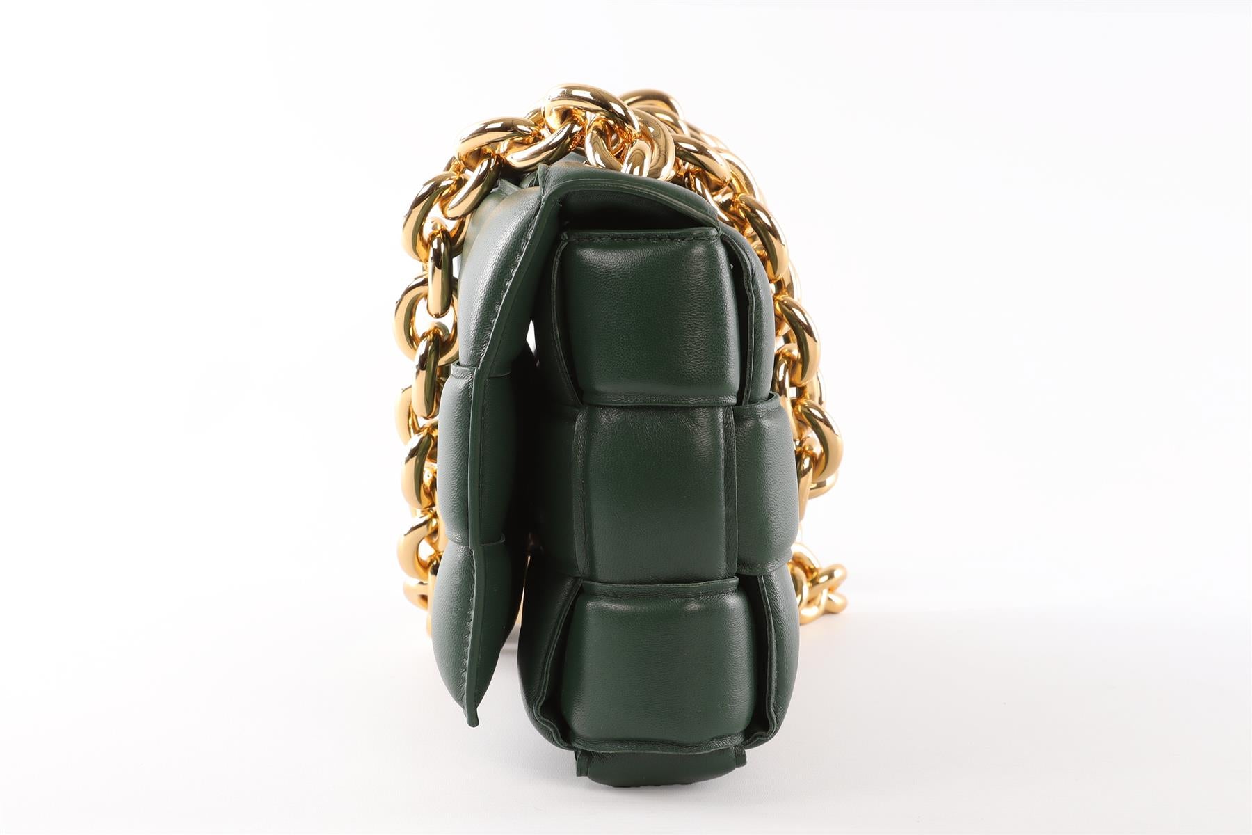 BOTTEGA VENETA GREEN THE CHAIN CASSETTE INTRECCIATO LEATHER SHOULDER BAG