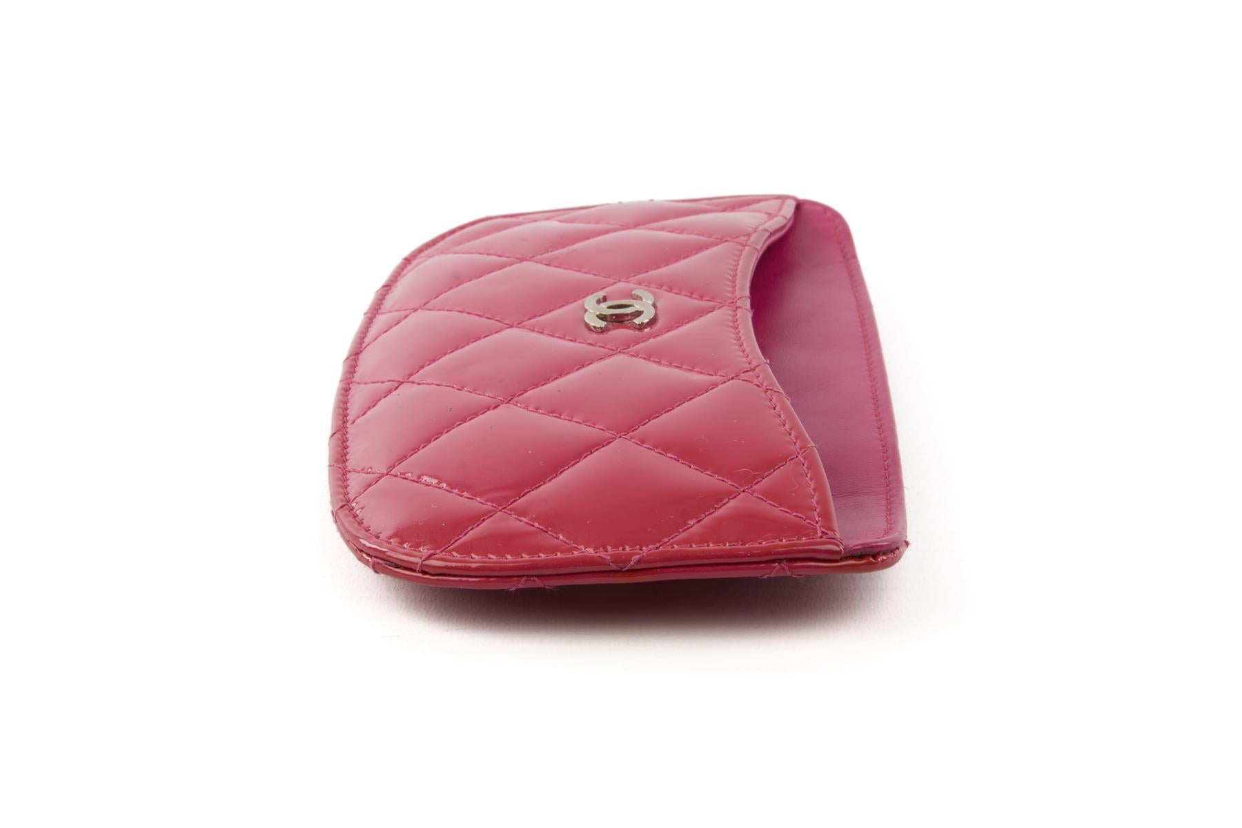 CHANEL PINK 2014 QUILTED PATENT LEATHER WALLET