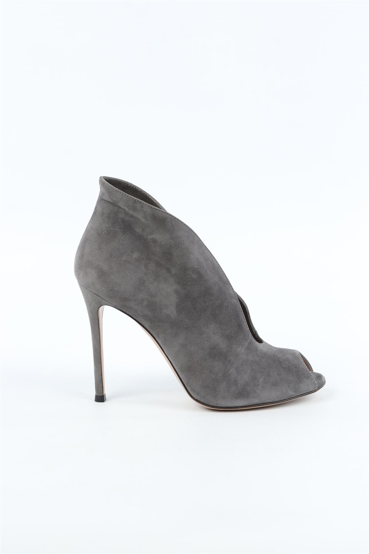 GIANVITO ROSSI GREY SUEDE ANKLE BOOTS EU 38 UK 5 US 8