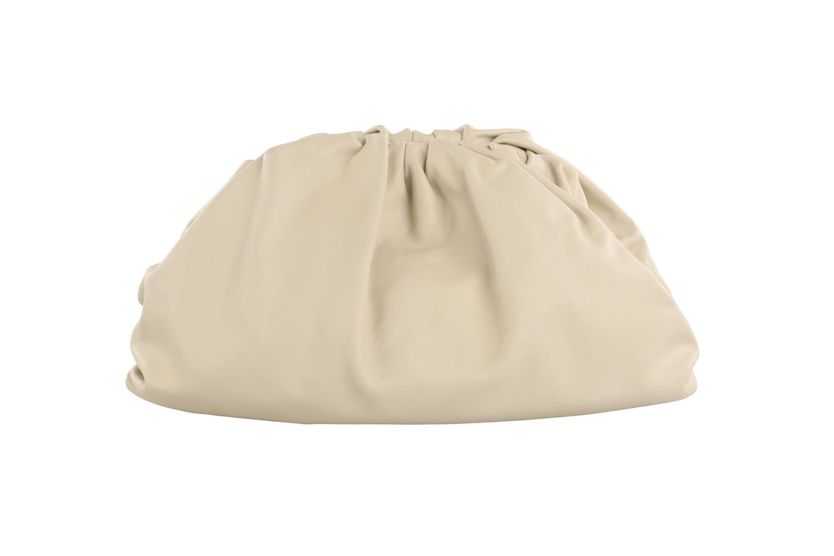 BOTTEGA VENETA ECRU POUCH LARGE LEATHER CLUTCH