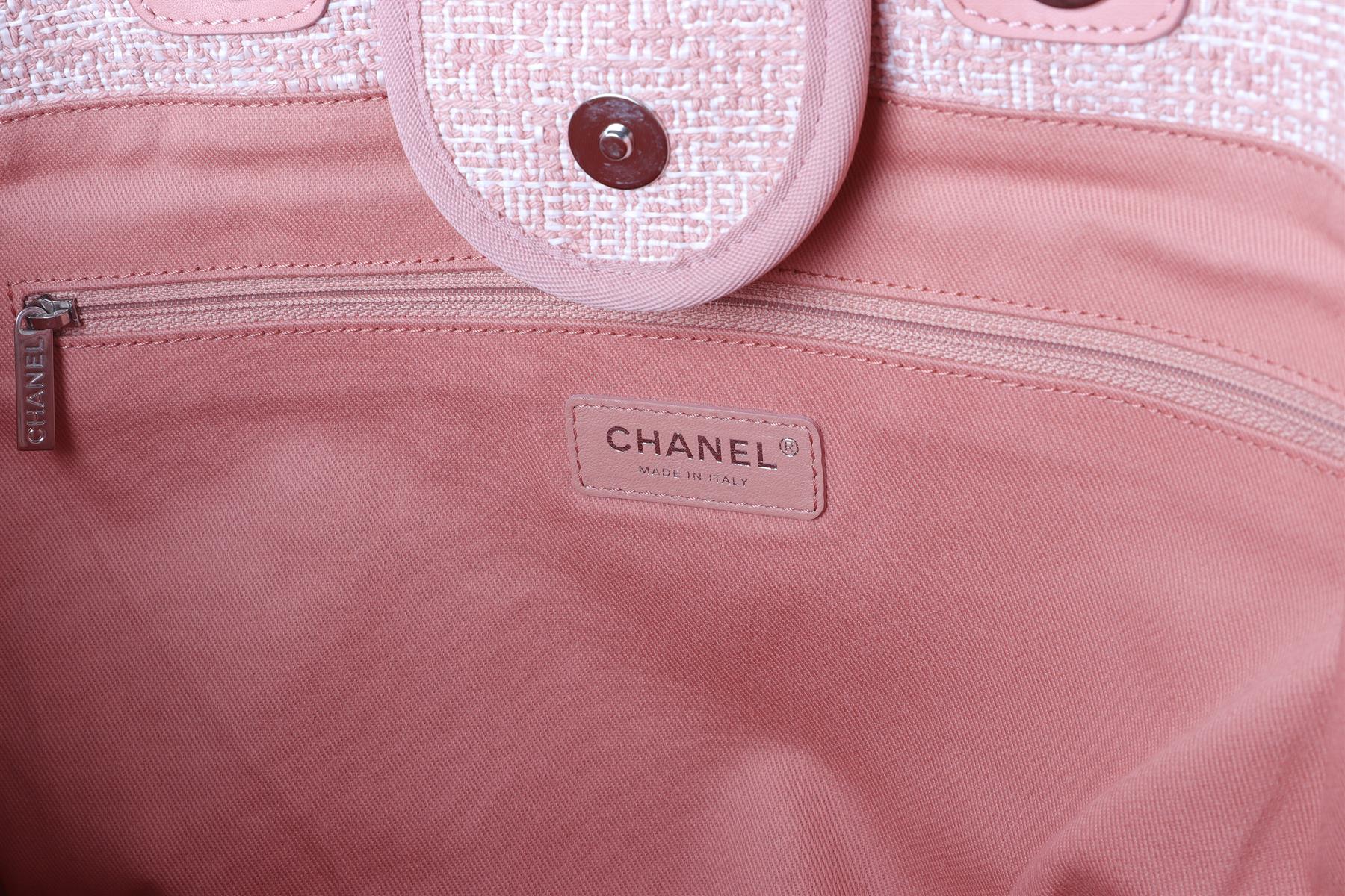 CHANEL PINK 2017-2018 DEAUVILLE MEDIUM FABRIC TOTE BAG