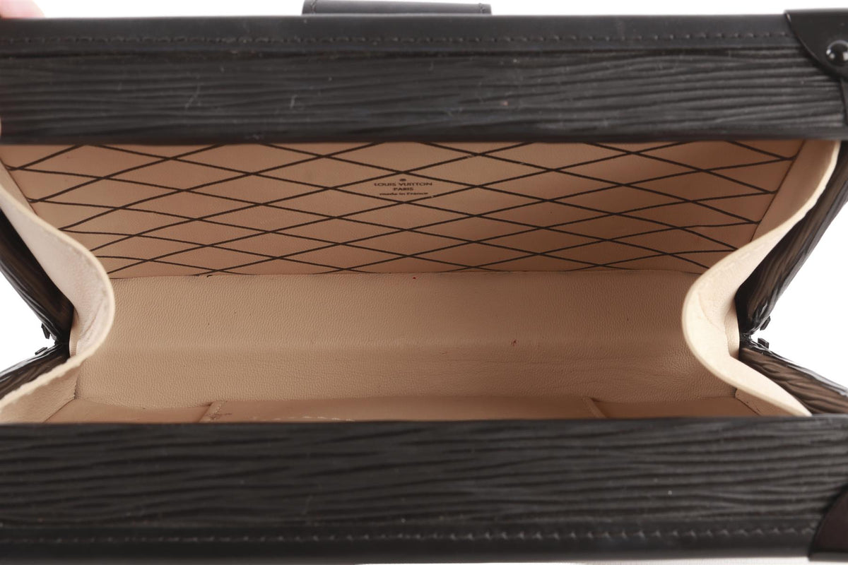 LOUIS VUITTON BLACK 2019 PETITE MALLE EPI LEATHER CLUTCH