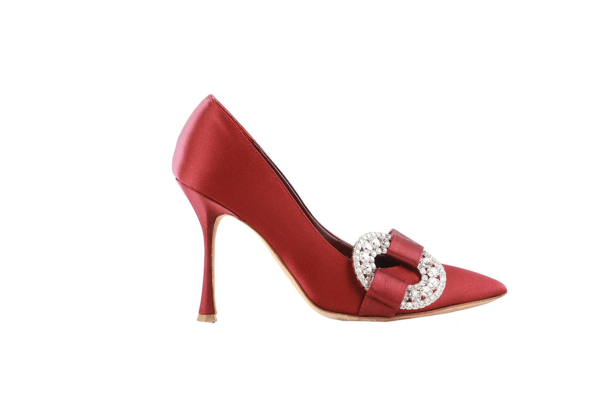 MANOLO BLAHNIK BURGUNDY CRYSTAL AND SATIN PUMPS EU 37 UK 4 US 7