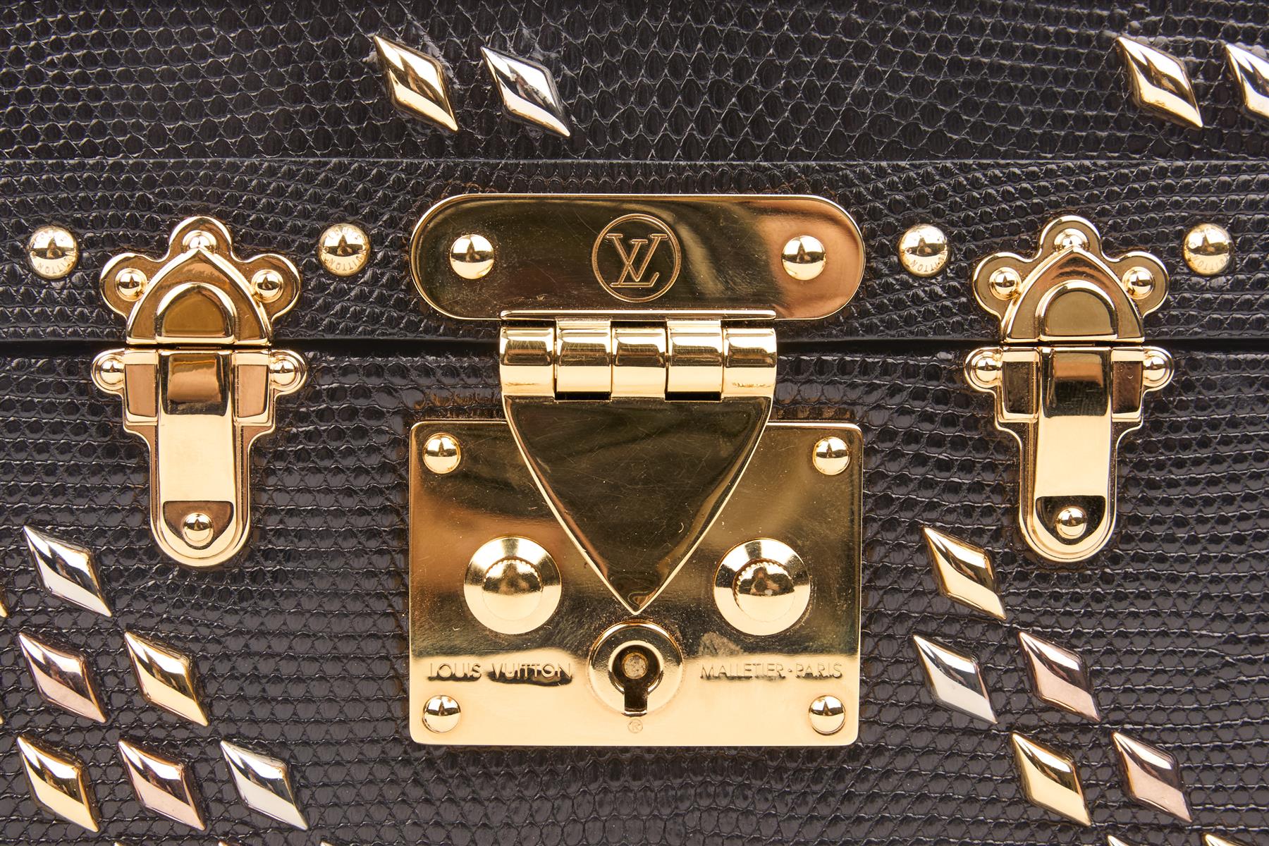 LOUIS VUITTON BLACK 2016 PETITE MALLE LEATHER CLUTCH