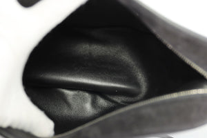 THE ROW BLACK SLOUCHY BANANA SMALL LEATHER SHOULDER BAG