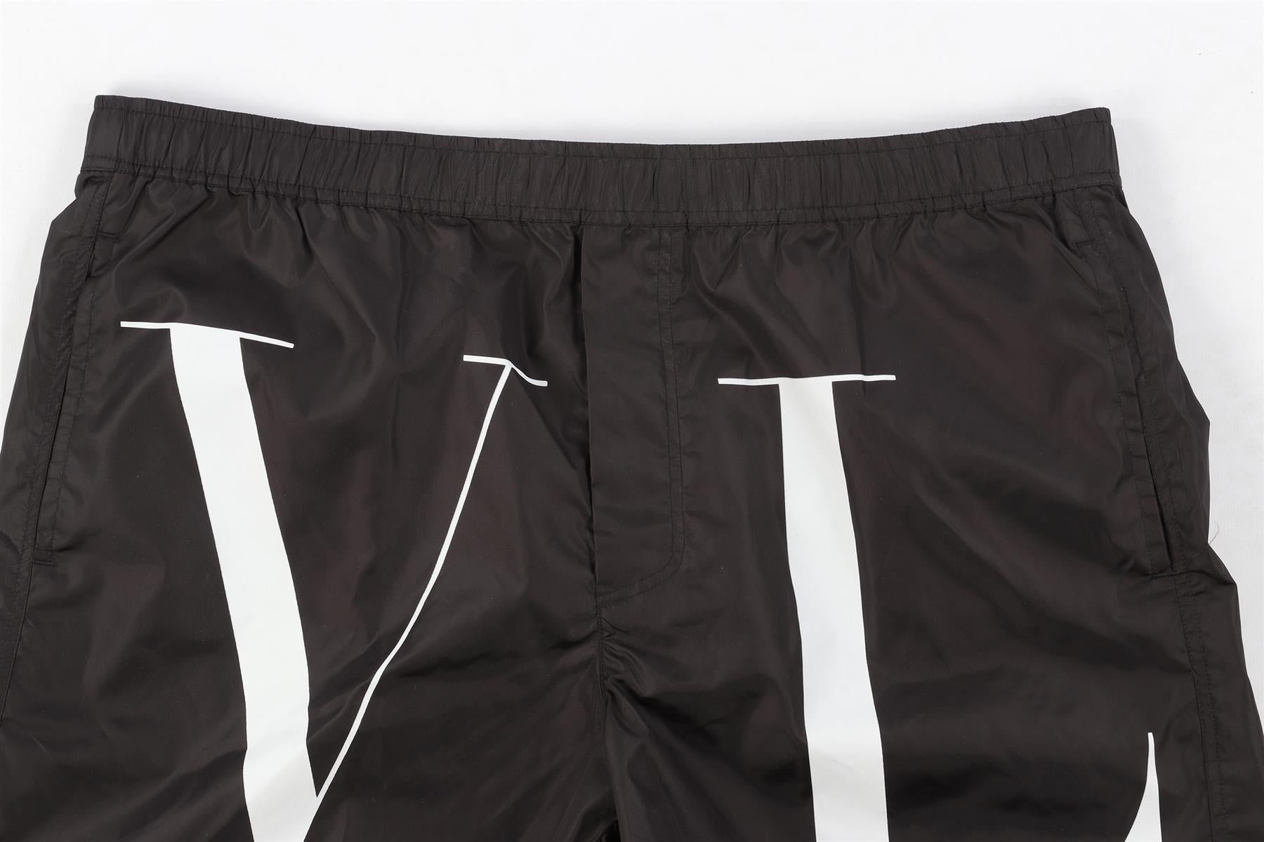 VALENTINO BLACK MEN'S SWIM SHORTS IT 50 UK 34