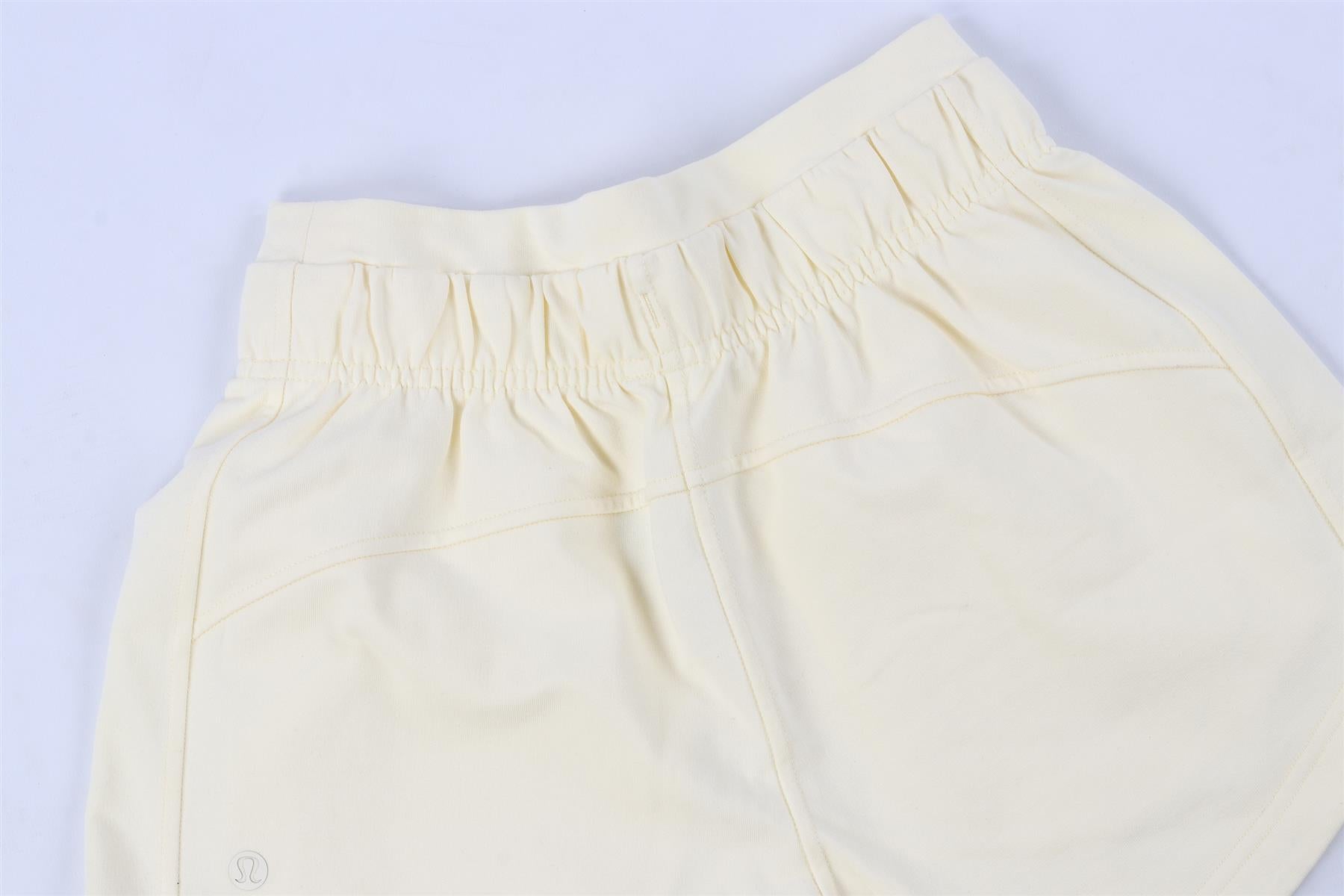 LULULEMON YELLOW COTTON SHORTS US 2 UK 6
