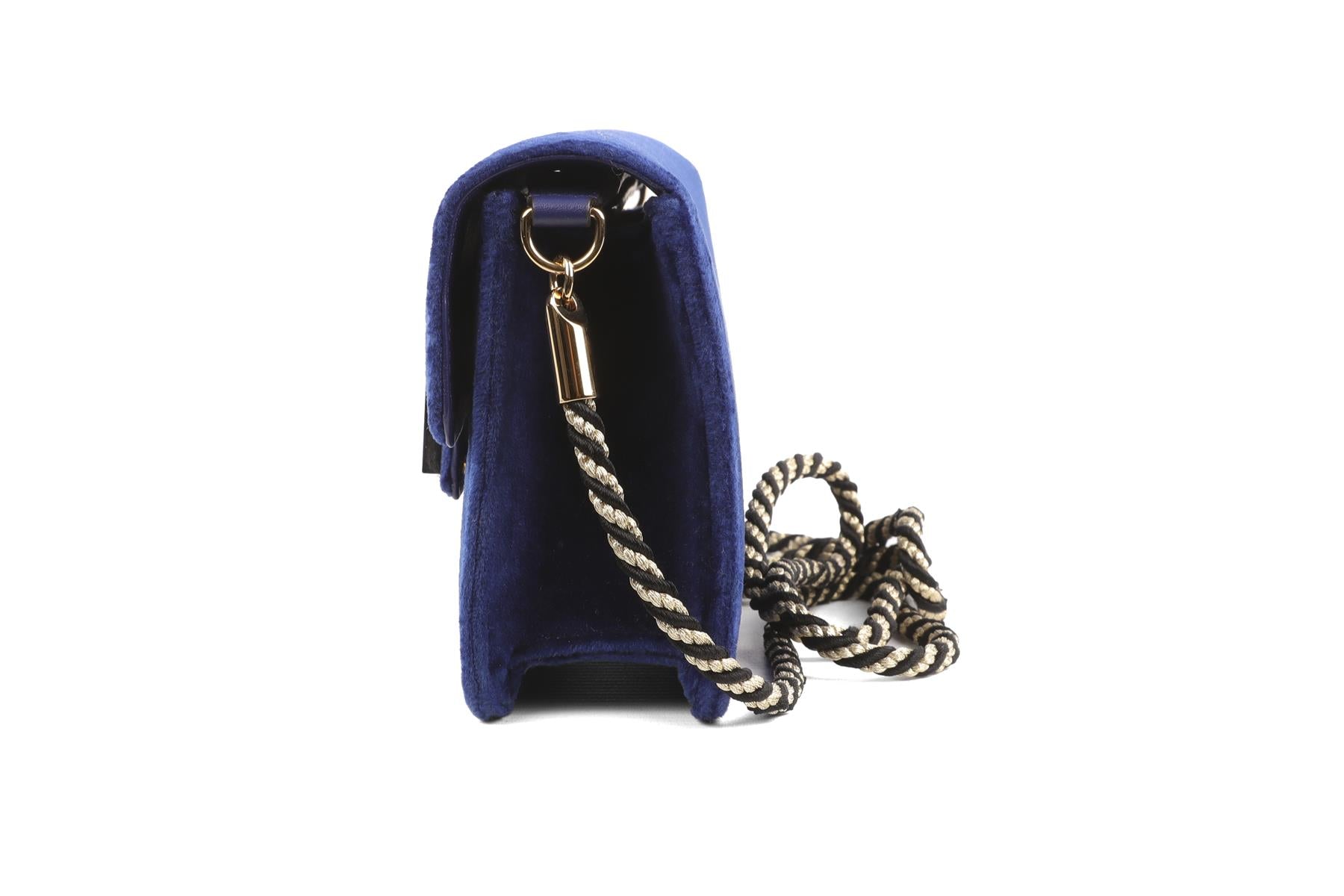 GUCCI BLUE BROADWAY SMALL VELVET SHOULDER BAG