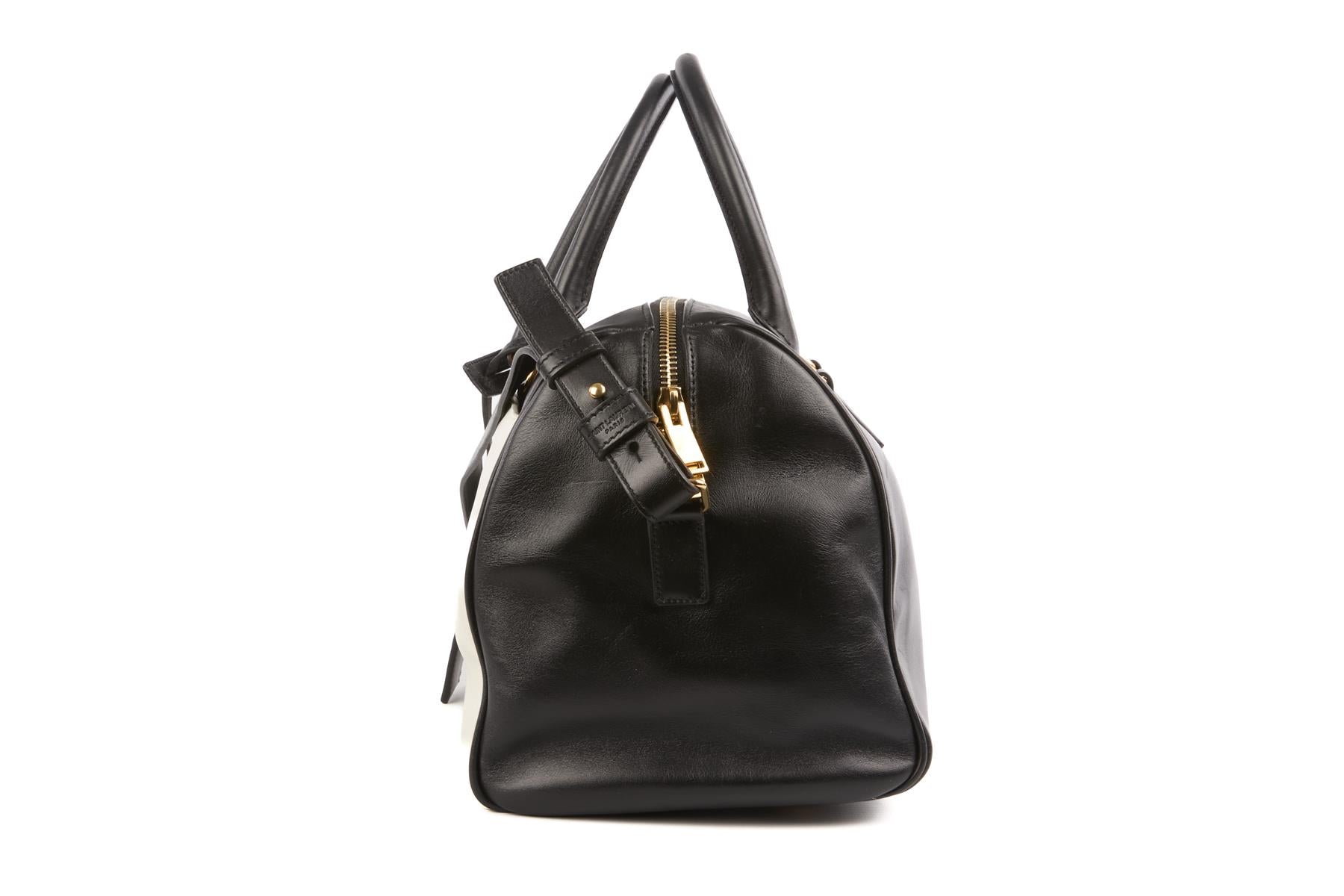 SAINT LAURENT BLACK CLASSIC DUFFLE 6 LEATHER TOTE BAG