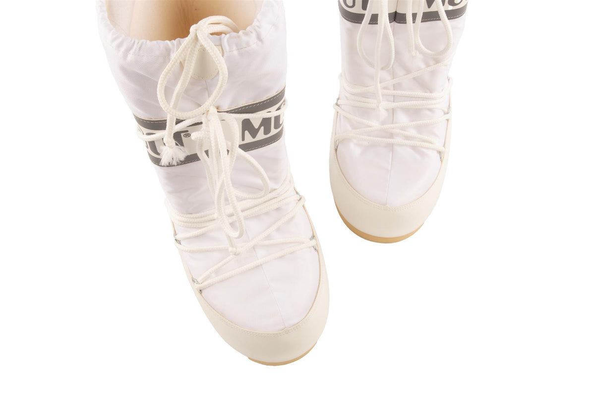 MOON BOOT WHITE SHELL BOOTS EU 39-41 UK 6-8 US 9-11
