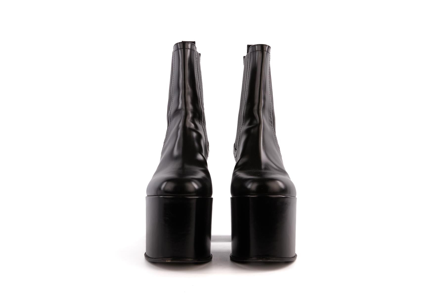 VALENTINO GARAVANI BLACK CLUB LEATHER PLATFORM ANKLE BOOTS EU 39.5 UK 6.5 US 9.5