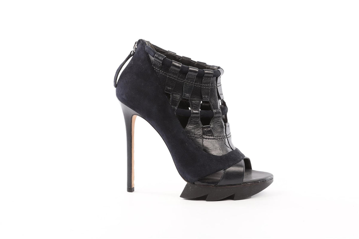 CAMILLA SKOVGAARD NAVY SUEDE ANKLE BOOTS EU 40 UK 7 US 10