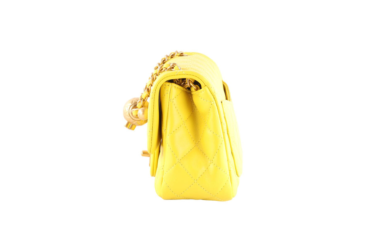 CHANEL YELLOW 2023 PEARL CRUSH SQUARE MINI QUILTED LEATHER SHOULDER BAG