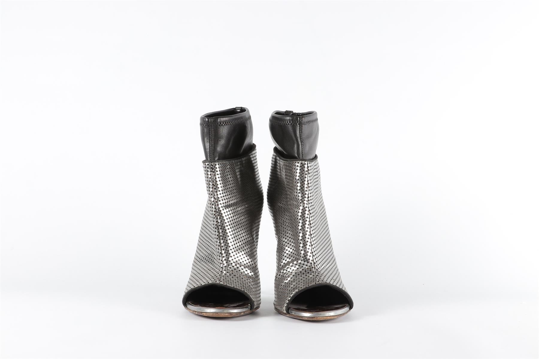 GIUSEPPE ZANOTTI SILVER LEATHER ANKLE BOOTS EU 38.5 UK 5.5 US 8.5