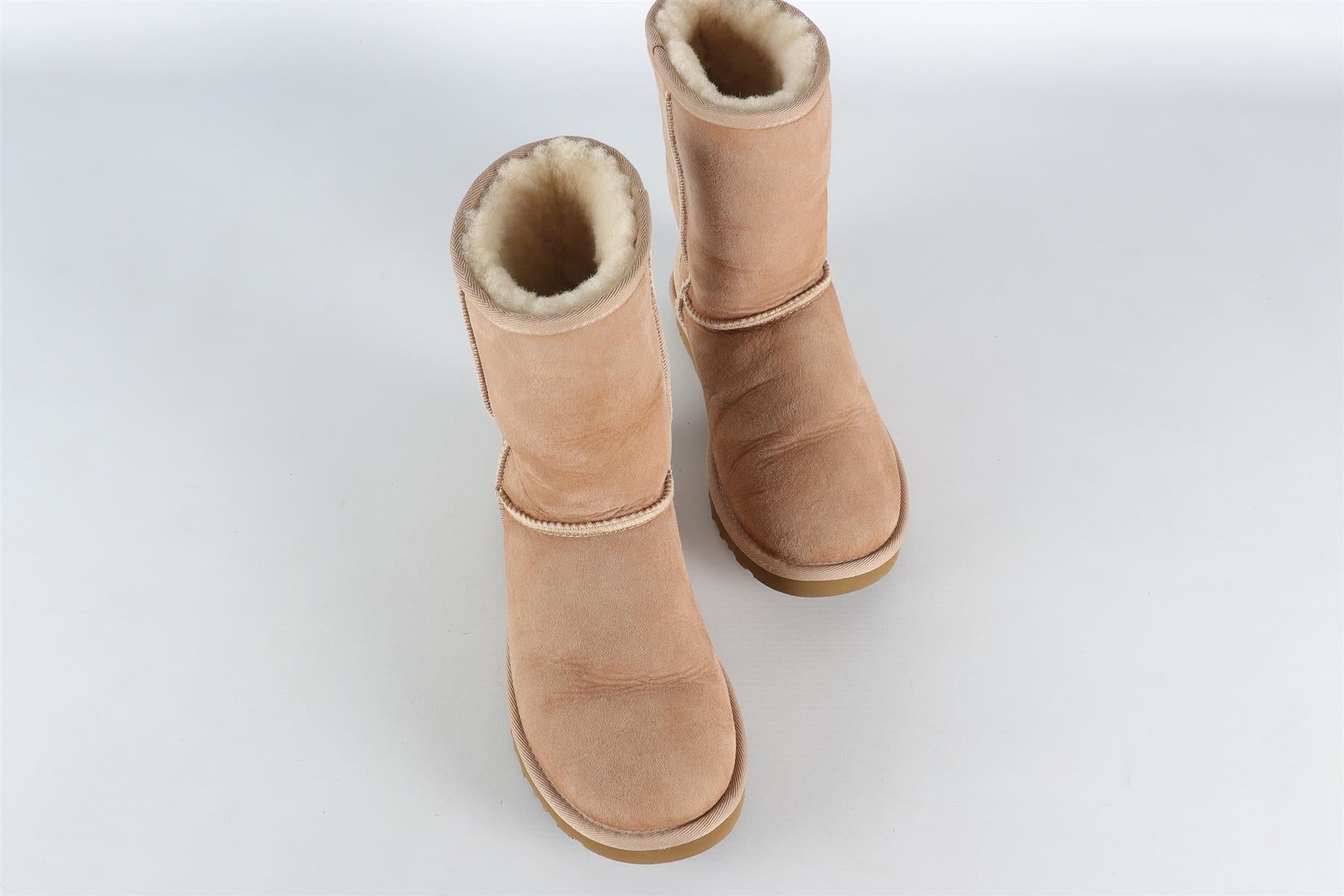 UGG BEIGE KIDS GIRLS BOOTS EU 37 UK 4 US 6