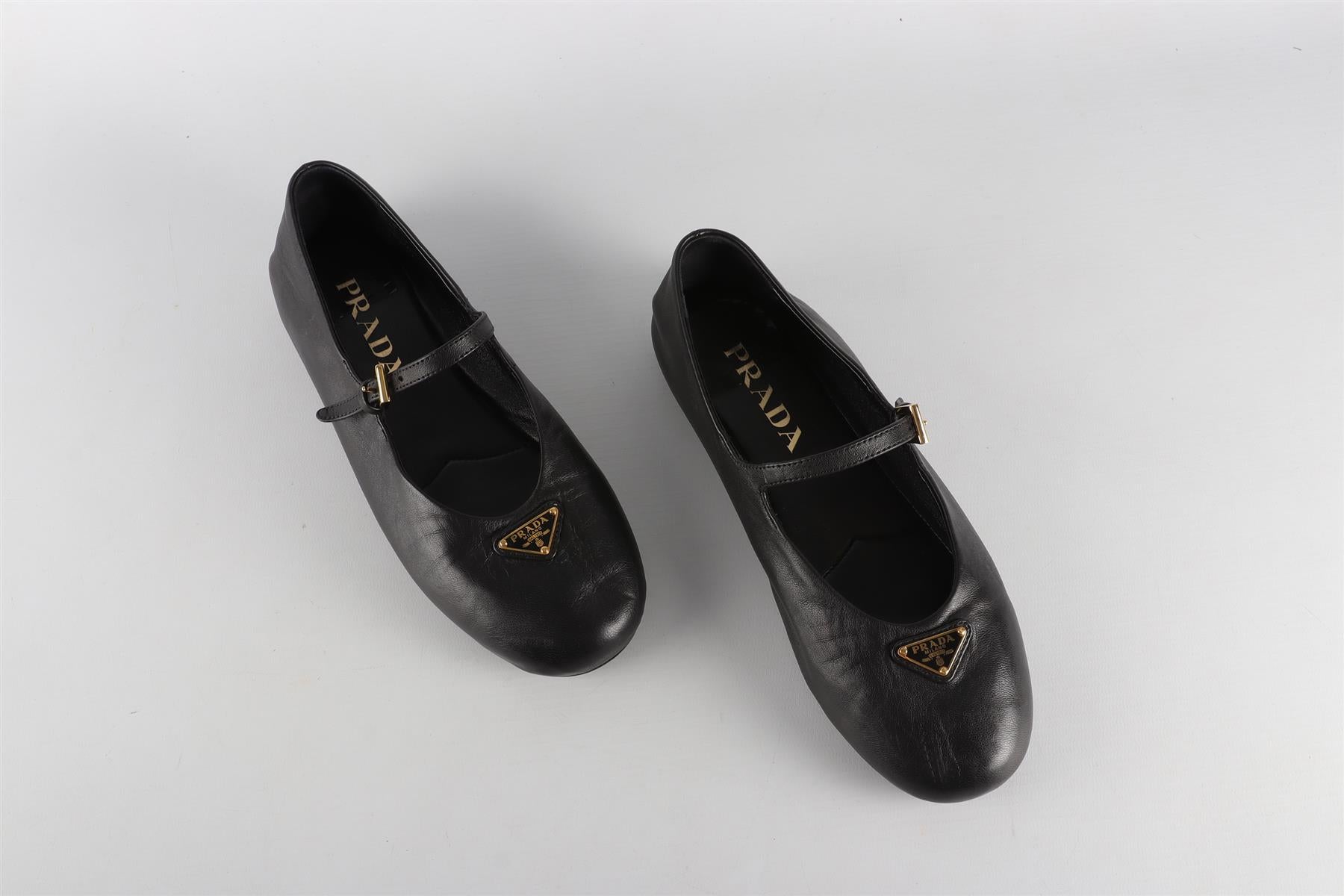 PRADA BLACK LEATHER BALLET FLATS EU 36