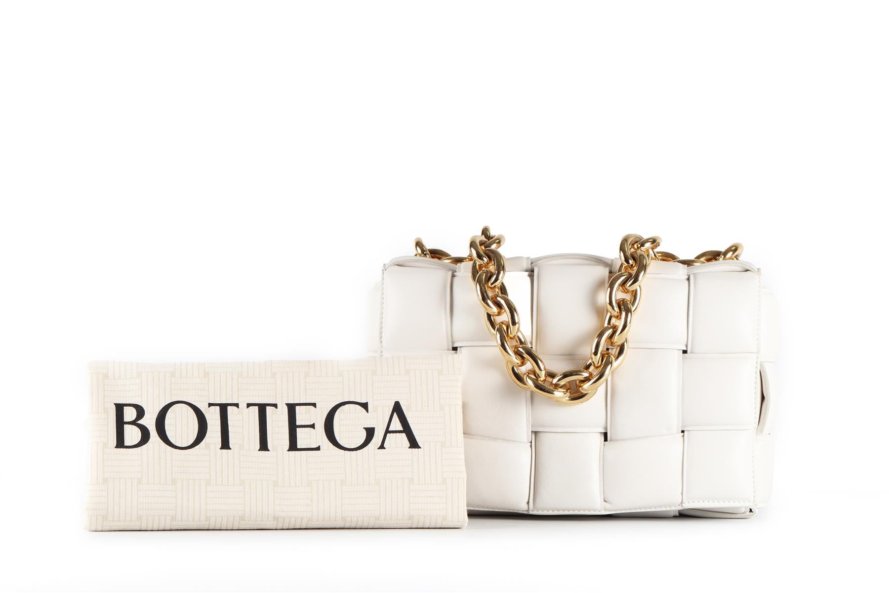 BOTTEGA VENETA WHITE THE CHAIN CASSETTE INTRECCIATO LEATHER SHOULDER BAG
