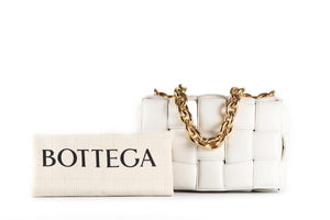 BOTTEGA VENETA WHITE THE CHAIN CASSETTE INTRECCIATO LEATHER SHOULDER BAG
