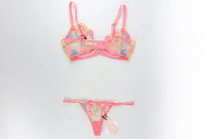 AGENT PROVOCATEUR PINK BRA AND THONG SET UK 34 E/2