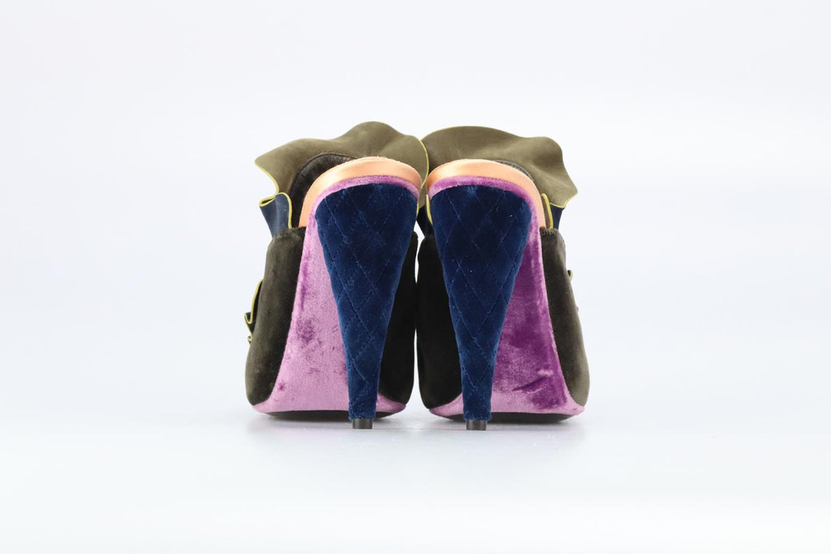 FENDI VELVET AND SUEDE MULES EU 39.5 UK 6.5 US 9.5