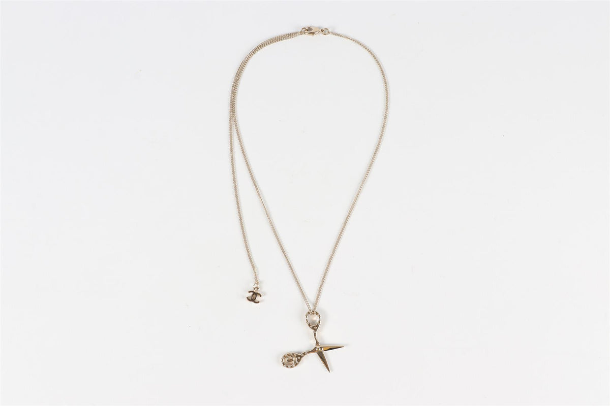 CHANEL SILVER 2021 CC SCISSORS PENDANT NECKLACE