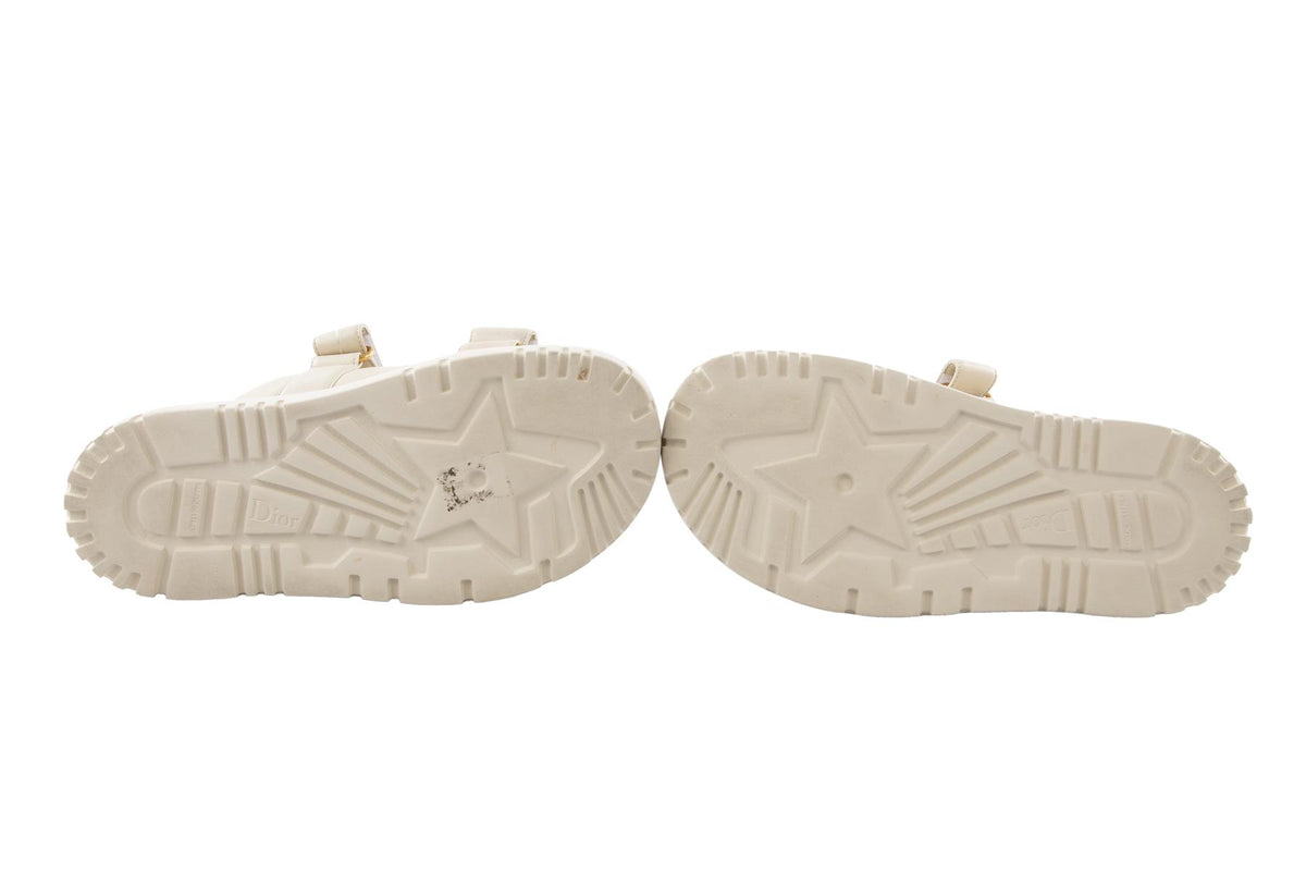 CHRISTIAN DIOR CREAM DIORACT LEATHER SLIDES EU 38 UK 5 US 8