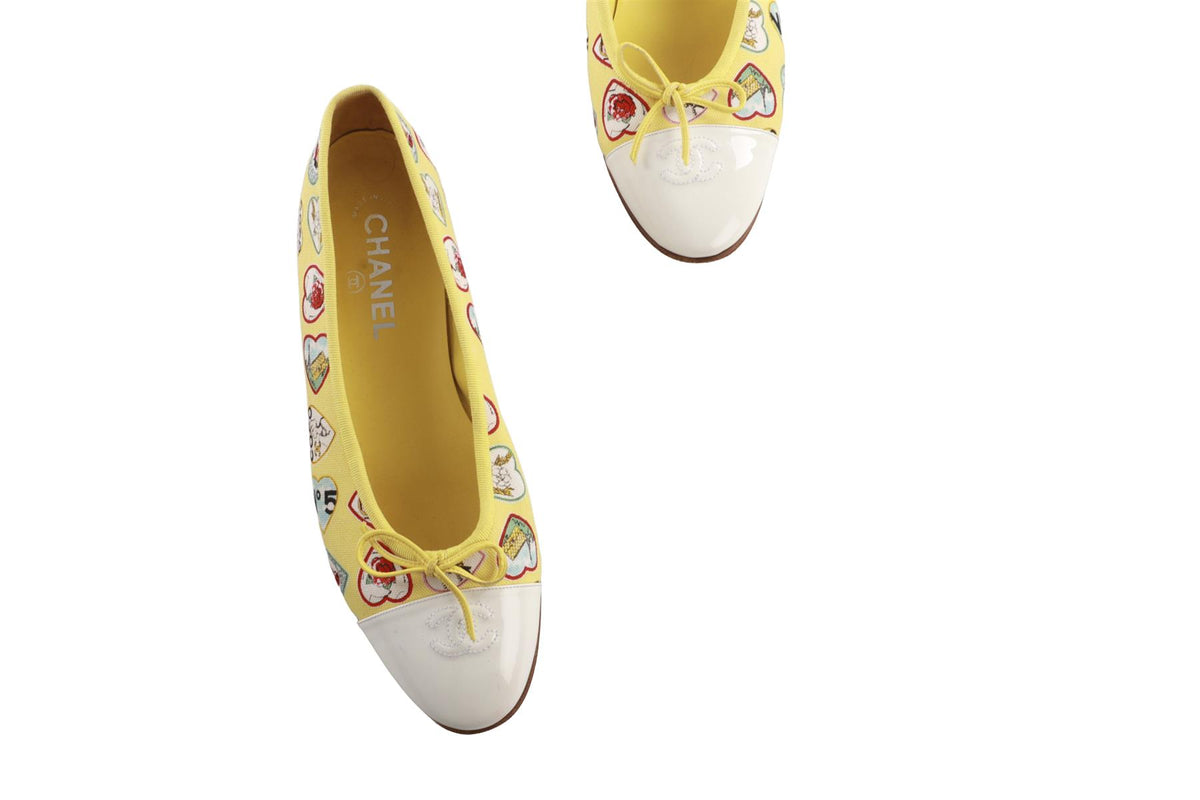 CHANEL YELLOW 2006 CANVAS BALLET FLATS EU 40.5 UK 7.5 US 10.5