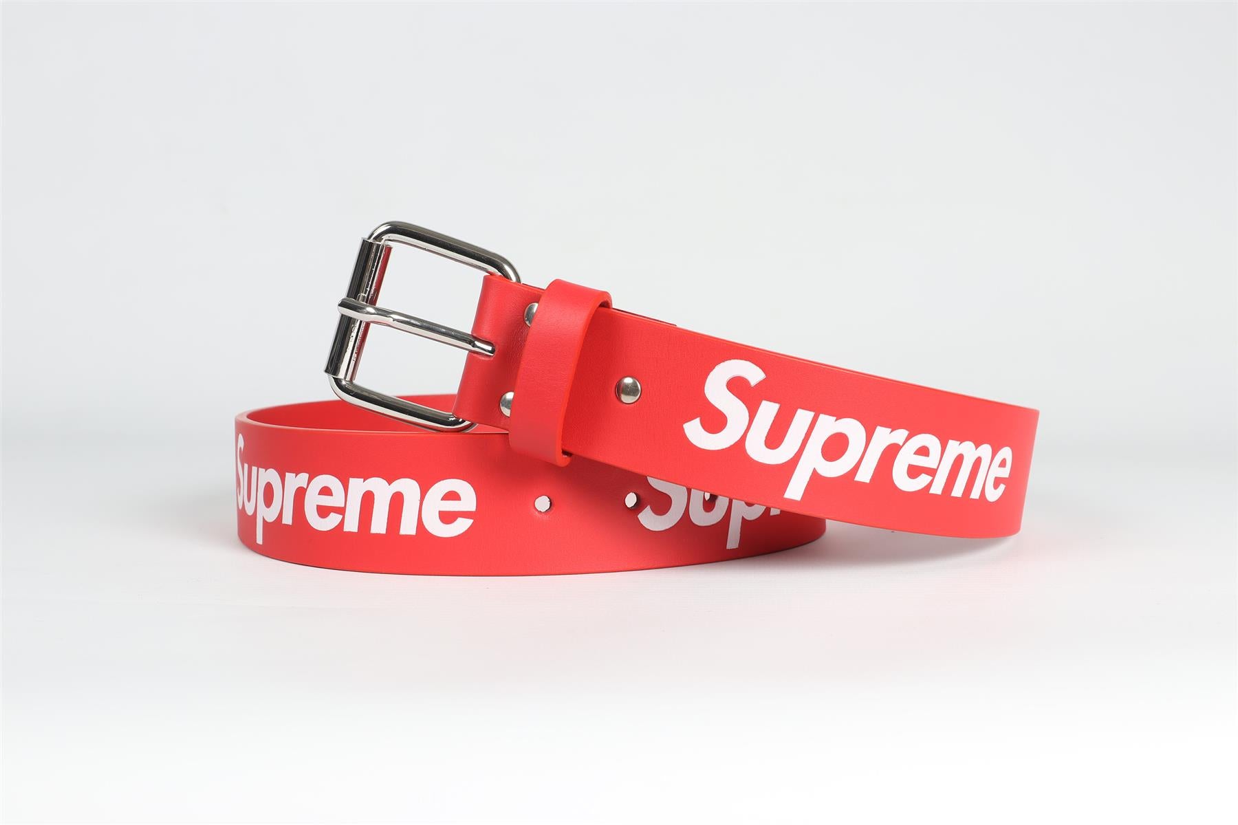 SUPREME RED REPEAT LEATHER BELT SMALL - MEDIUM