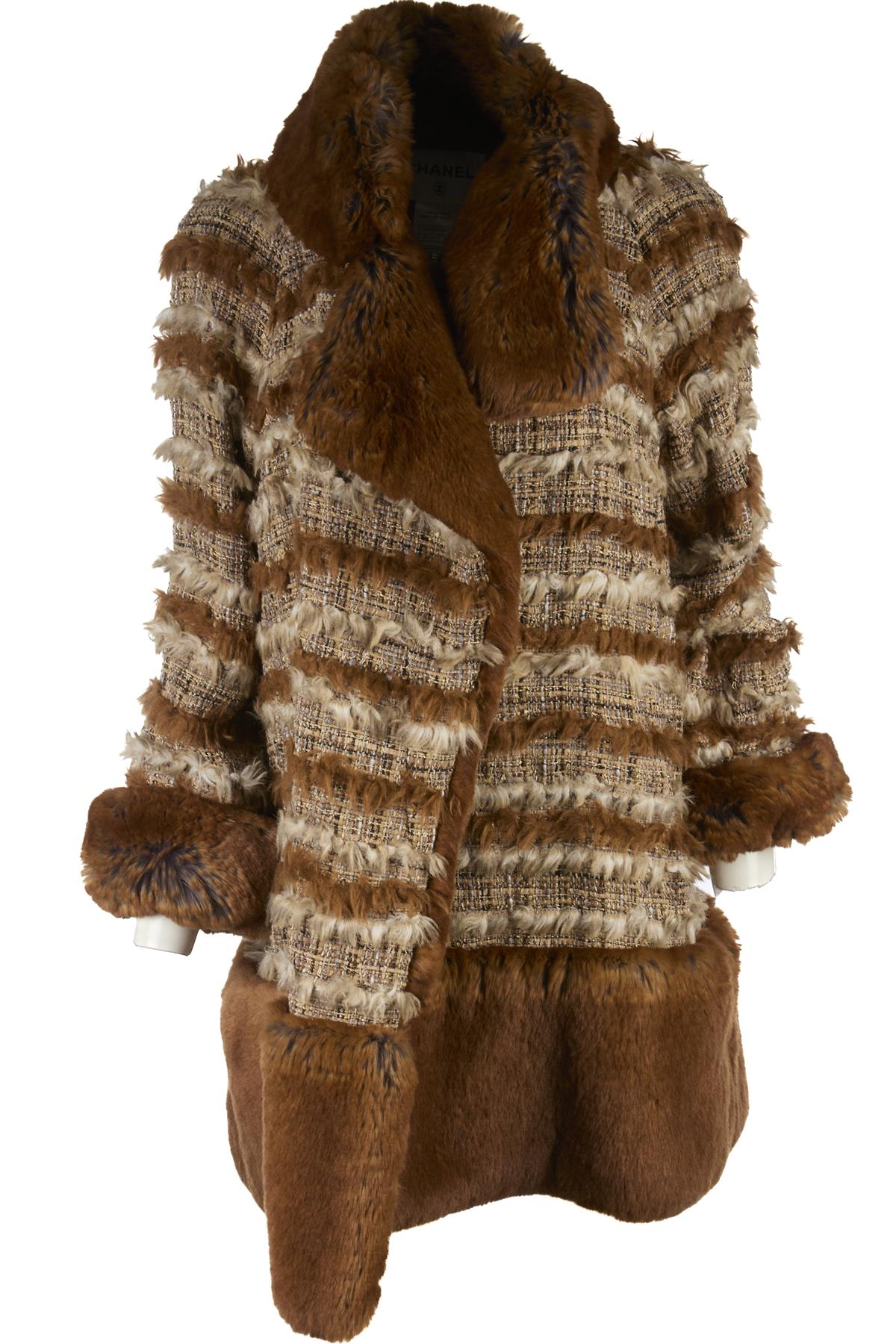 CHANEL BROWN 2010 FAUX FUR AND TWEED COAT FR 38 UK 10