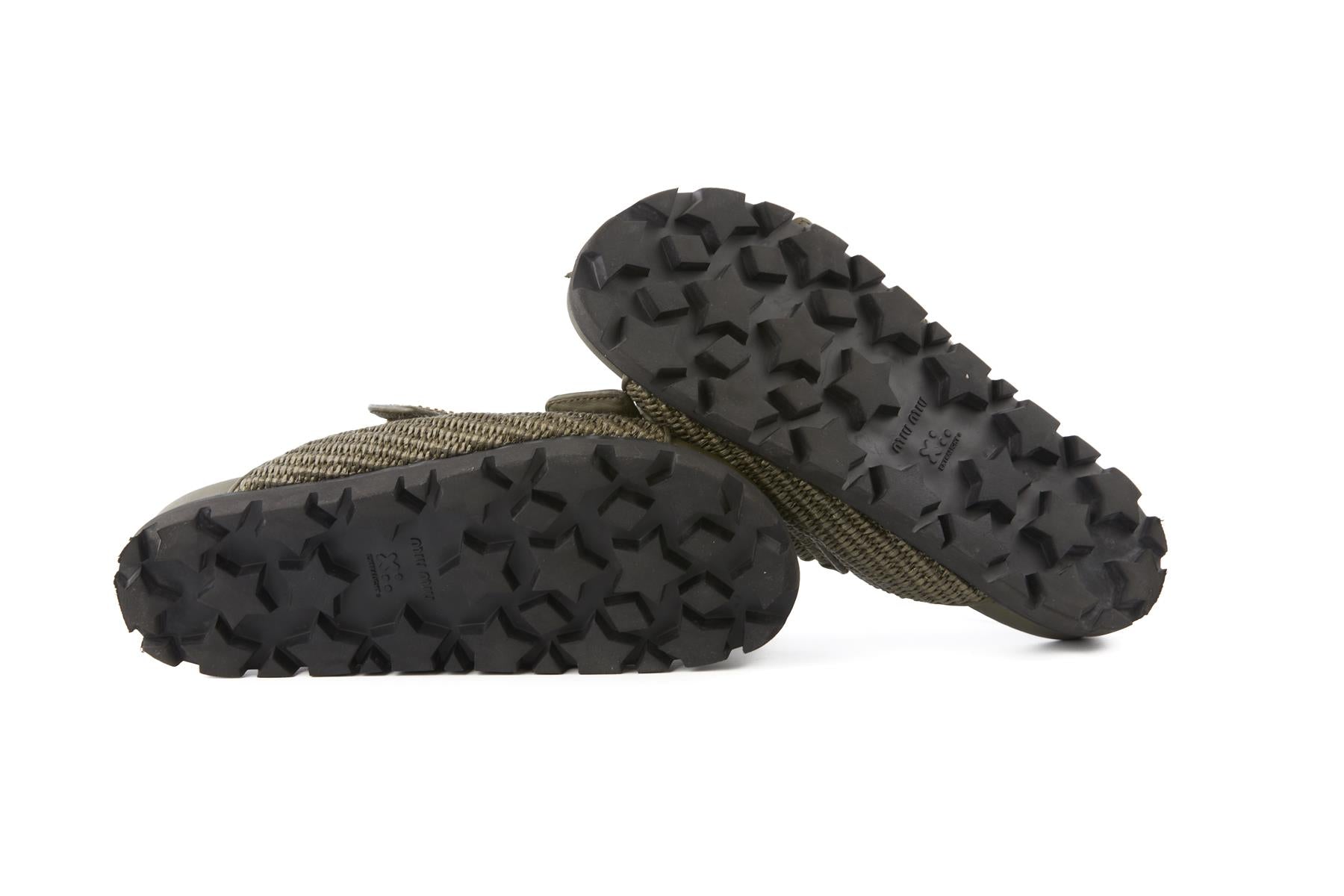 MIU MIU GREEN CROCHET SLIDES EU 40 UK 7 US 10