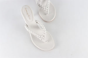 GIANVITO ROSSI WHITE LEATHER THONG SANDALS EU 39 UK 6 US 9