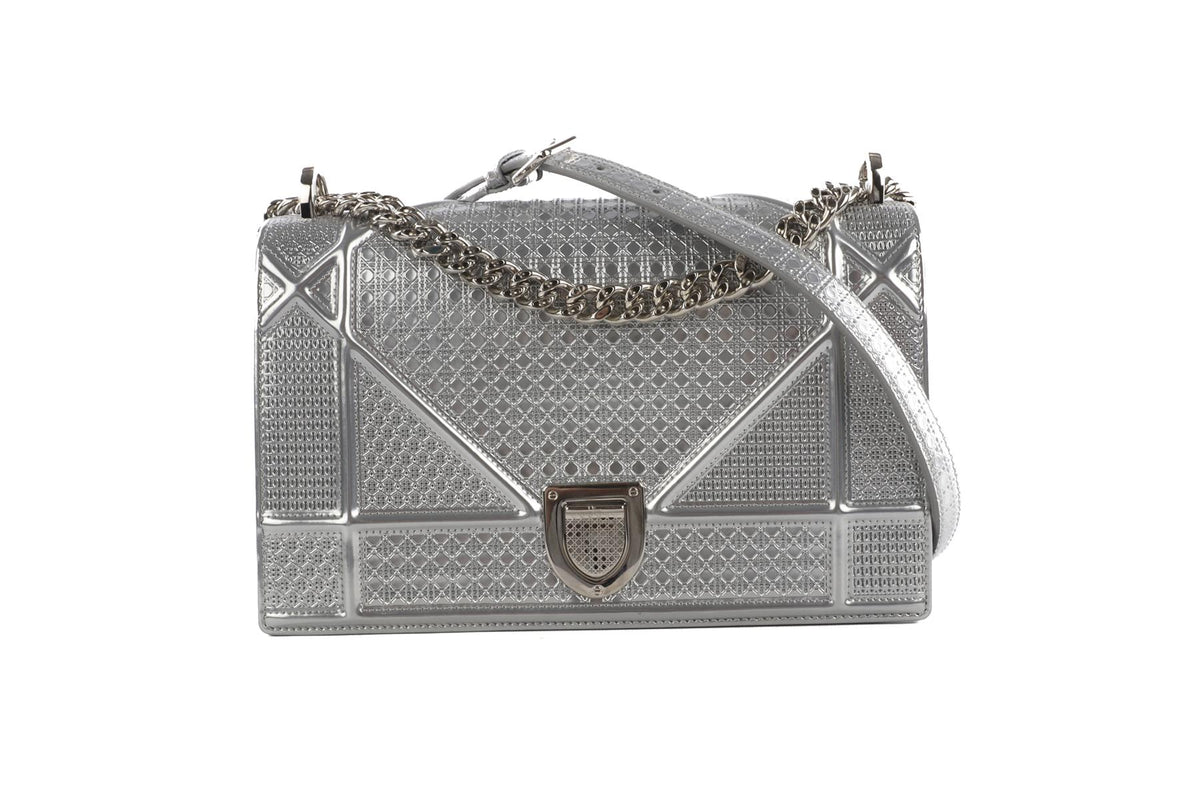 SILVER DIORAMA MEDIUM MICROCANNAGE LEATHER SHOULDER BAG