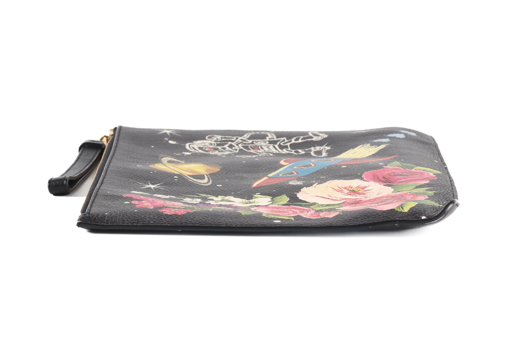 DOLCE & GABANNA BLACK LEATHER CLUTCH