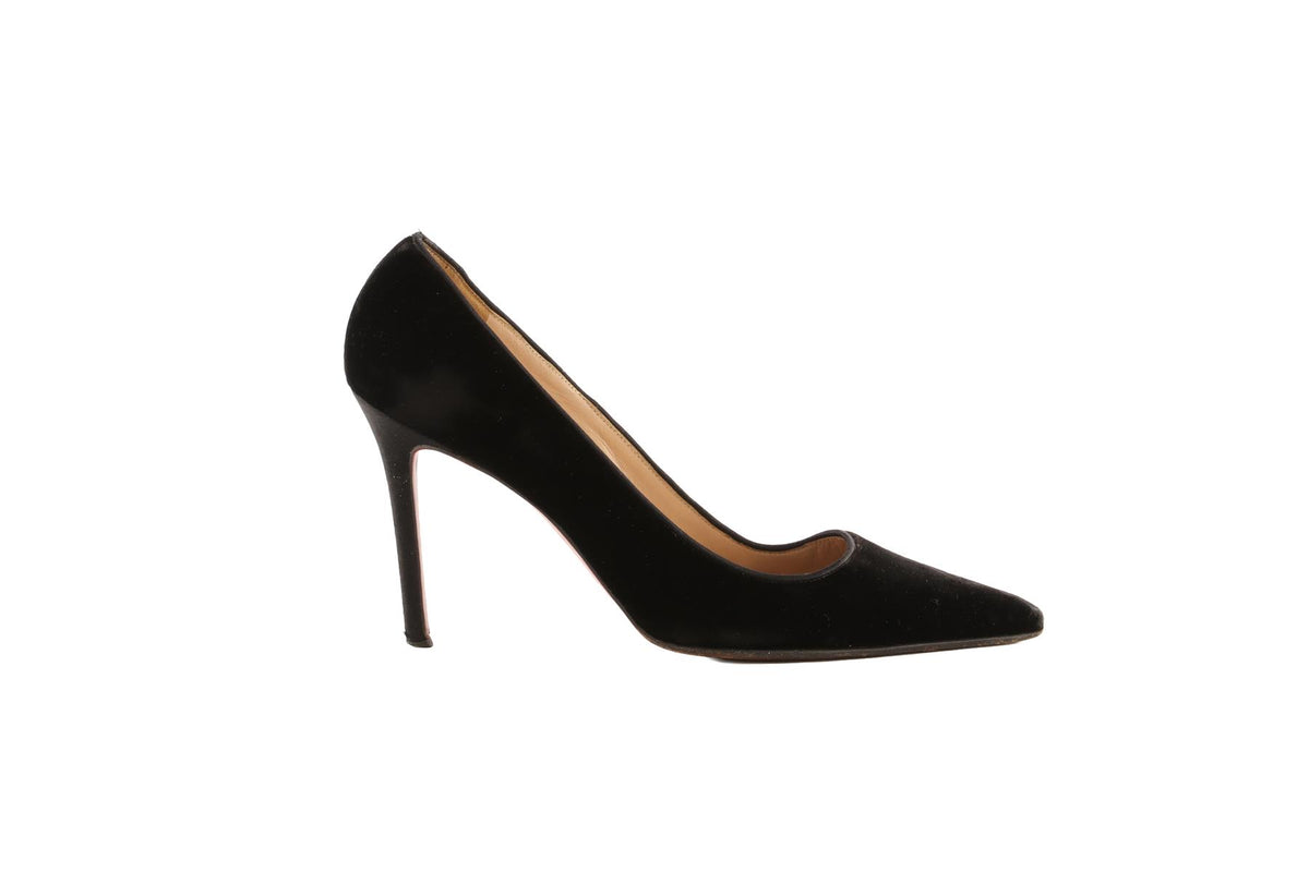 CHRISTIAN LOUBOUTIN BLACK VELVET PUMPS EU 38 UK 5 US 8