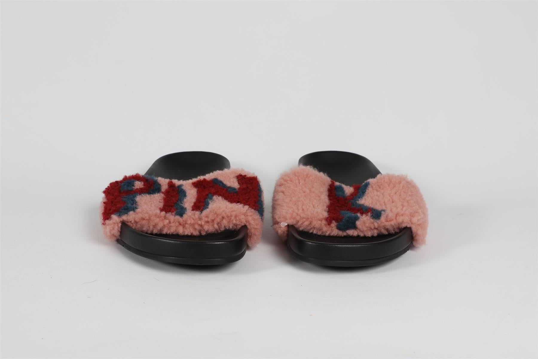 FENDI PINK SHEARLING AND LEATHER SLIDES EU 39 UK 6 US 9