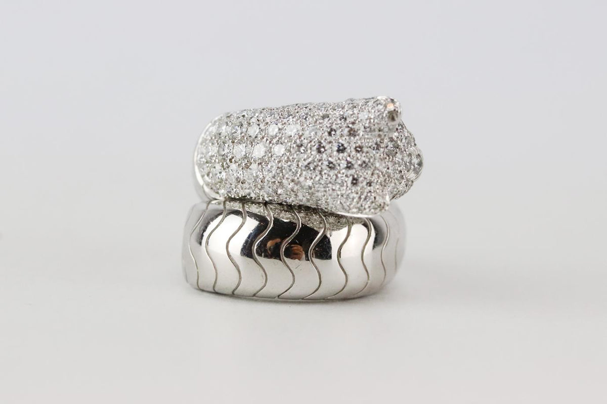 CARTIER PANTHÈRE LAKARDA 18K WHITE GOLD AND DIAMOND RING 51 MM