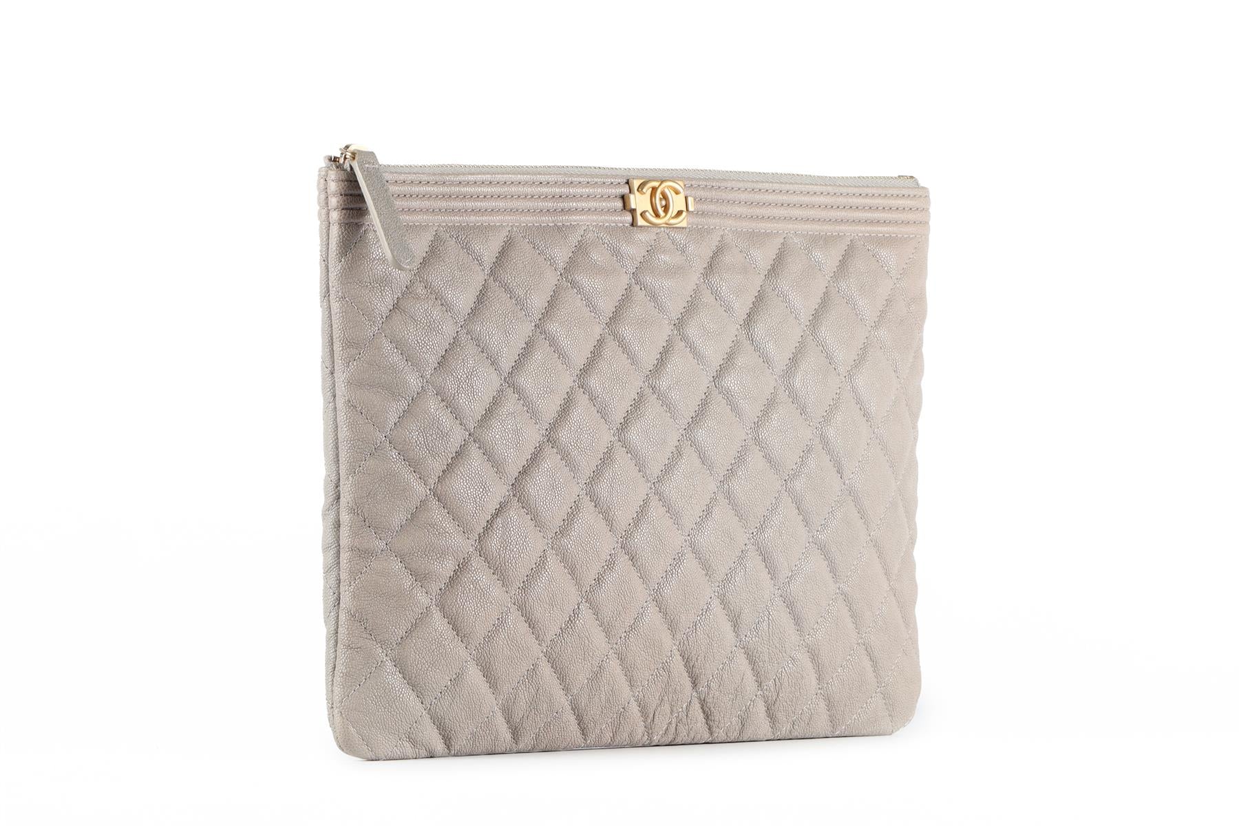 CHANEL GREY 2019 BOY O CASE MEDIUM QUILTED CAVIAR LEATHER CLUTCH